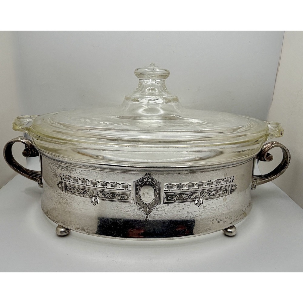 Vintage Pyrex Oval Covered Dish w/ Middletown Silverplate Art Deco Footed Caddy